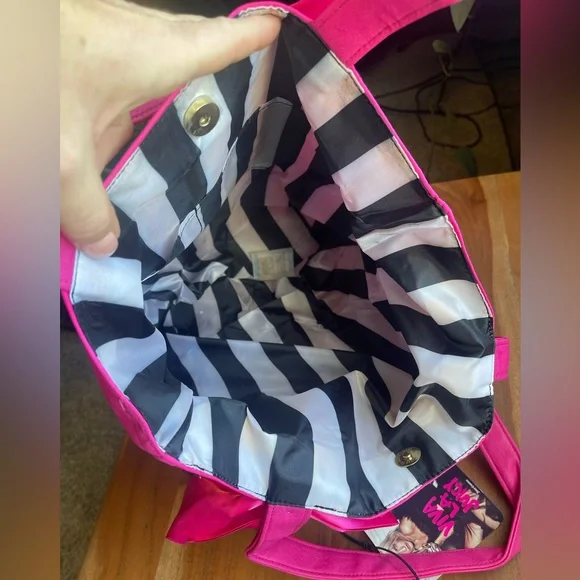 Juicy Couture Large Tote - Picture 6 of 10